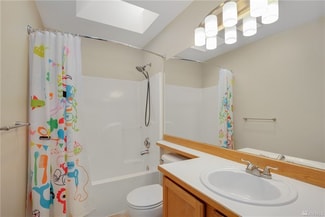 1413 Rooklidge St, DuPont, WA 98327
