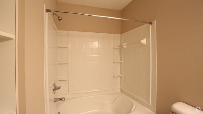 Stone Crossing, Springfield, OH 45503 - photo 6