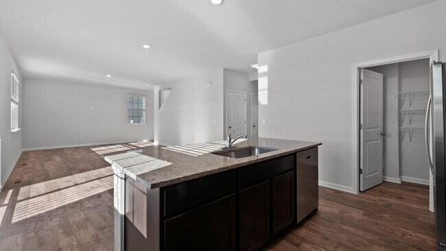 1016 Bunch Berry Dr, Joppatowne, MD 21085 - photo 6