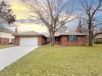 312 Bluebird Ln, McAlester, OK 74501