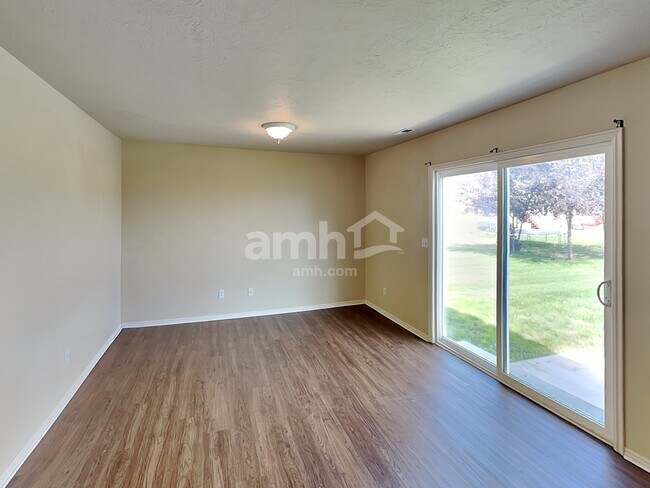 2259 S 2635 W, Syracuse, UT 84075 - photo 6