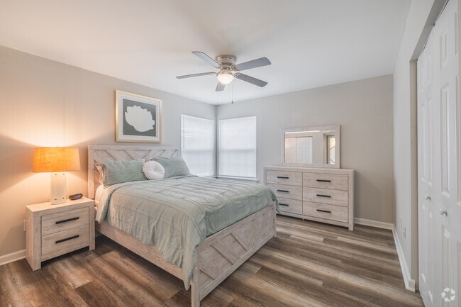 403 S Thomas Rd, Florence, SC 29501 - photo 7