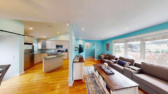 123 Baker Ct, Island Park, NY 11558 - photo 2