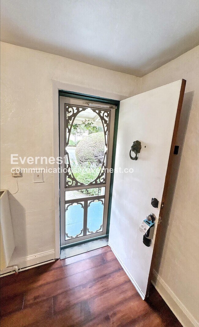 605 E Santa Inez Ave, San Mateo, CA 94401 - photo 2