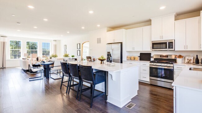 90 Mt Pleasant Ave unit 36033923, Whippany, NJ 07981 - photo 3