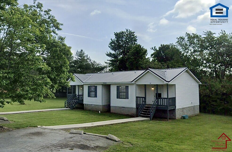 246 Dogwood Pointe Dr, McMinnville, TN 37110 - photo 1