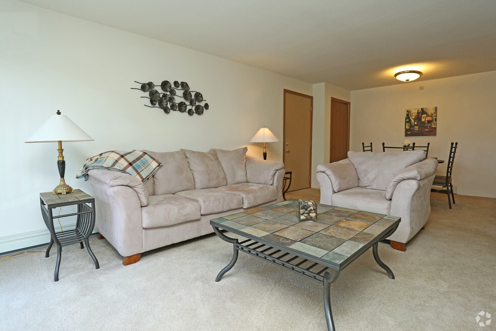 Vail Estates Apartments, Princeton, IN 47670 - photo 1