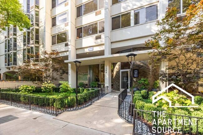 1344 N Dearborn St unit 16D, Chicago, IL 60610 - photo 7