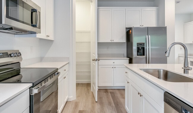 2149 SW 5th Place, Battle Ground, WA 98604 - photo 2