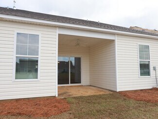 352 Acorn St, Sumter, SC 29154