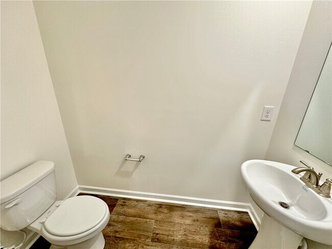 612 Seaborn Cir, Pendleton, SC 29670 - photo 6