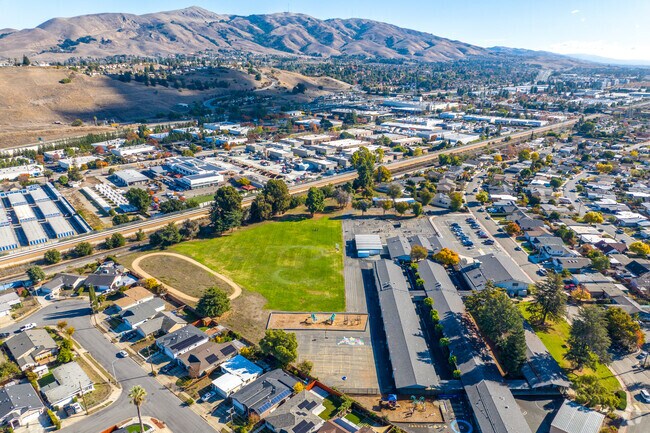 The E. M. Grimmer Elementary School offers a sprawling campus when viewed from above.