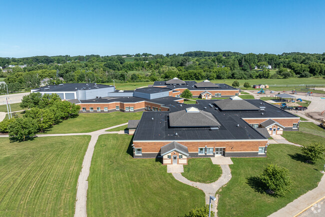 Pathfinder Elementary School is located in Fremont, Michigan.