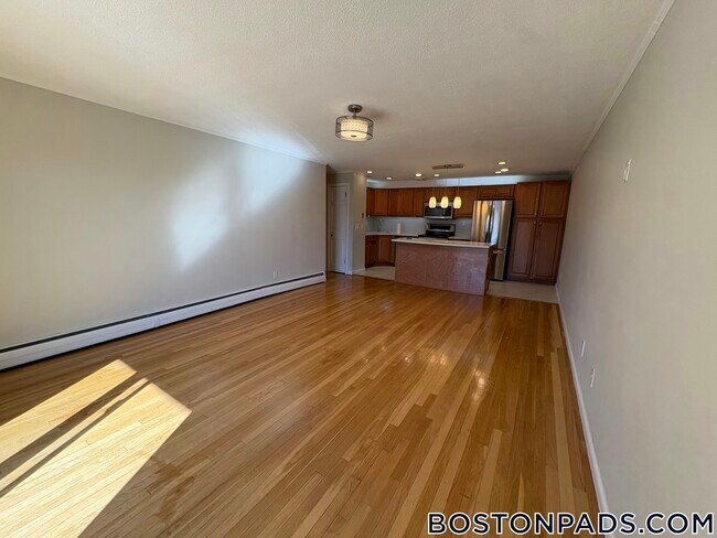 50 Green St unit 411, Brookline, MA 02446 - photo 7
