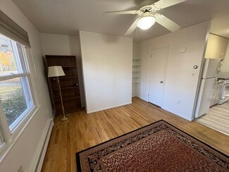 23 Pilgrim Dr Unit 1, Port Jefferson, NY 11777