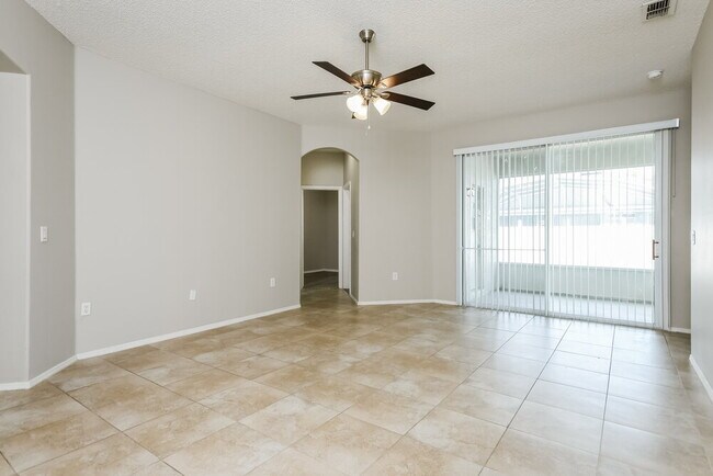 1027 Lake Biscayne Way, Orlando, FL 32824 - photo 4