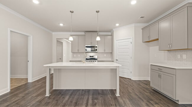 568 Parnassus Rd, Locust Grove, GA 20348 - photo 5