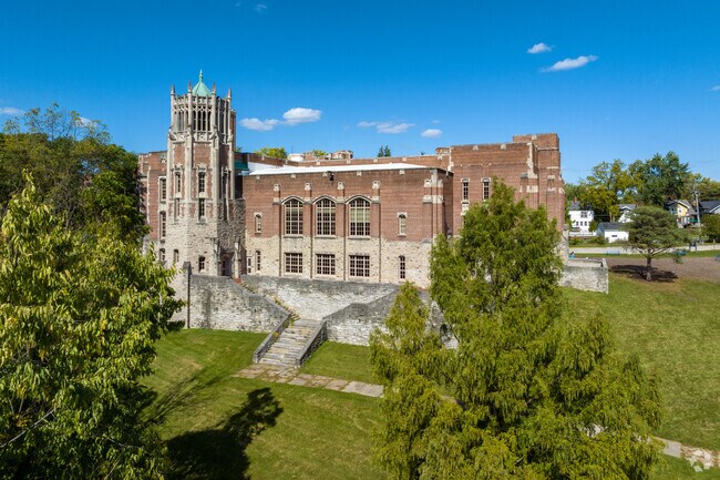 Southside students attend Harvard Elementary School in an historic building.