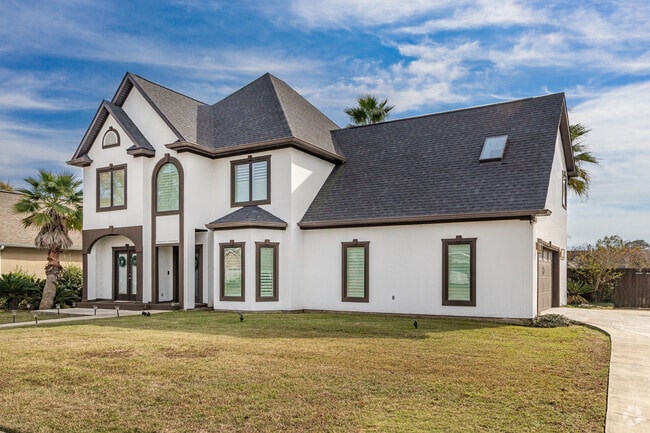 Larger custom homes are sprinkled in Di Grado also.