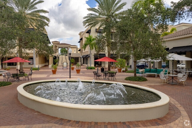 Courtyard seating welcomes visitors at Mainstreet at Midtown in Palm Beach Gardens.
