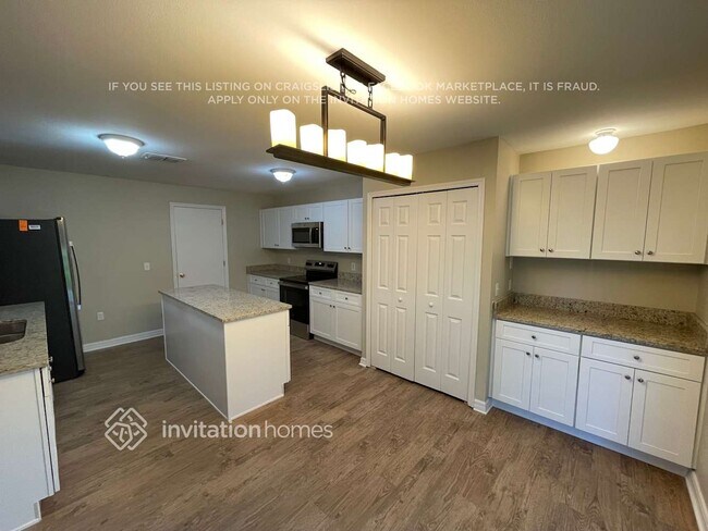 30307 Pongo Way, Wesley Chapel, FL 33545 - photo 7