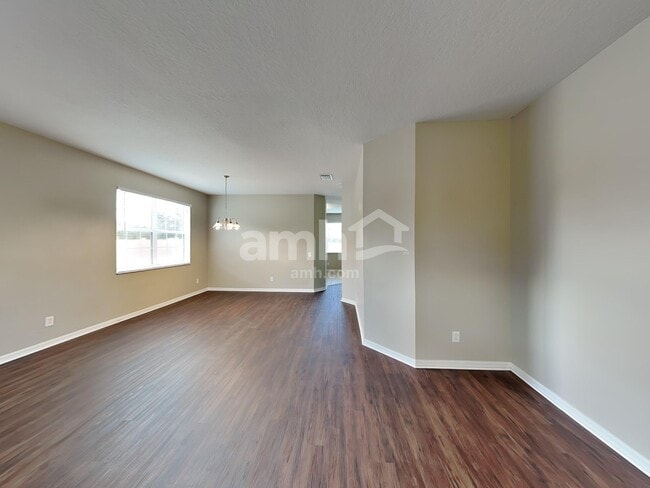 9207 Seeger Ln, Land O Lakes, FL 34638 - photo 4