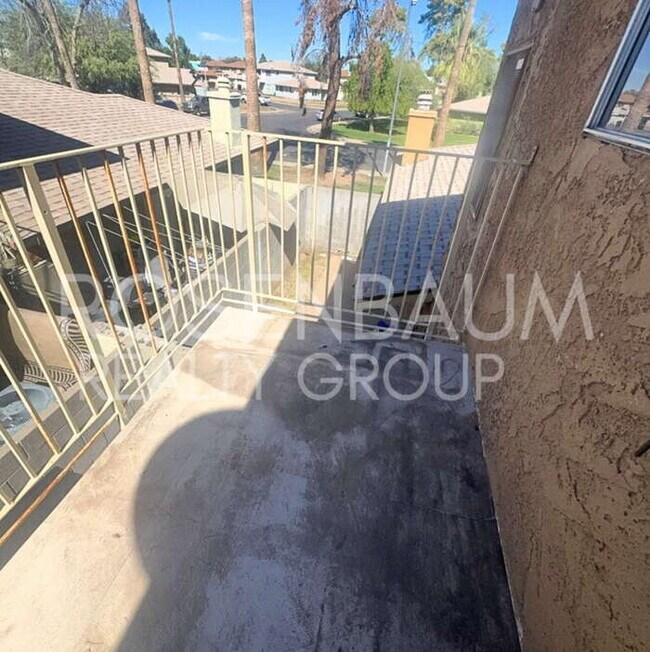 3313 W Harmont Dr unit 3, Phoenix, AZ 85051 - photo 7