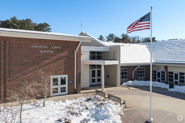 Crystal Lake School is the only educational institution situated within the neighborhood.