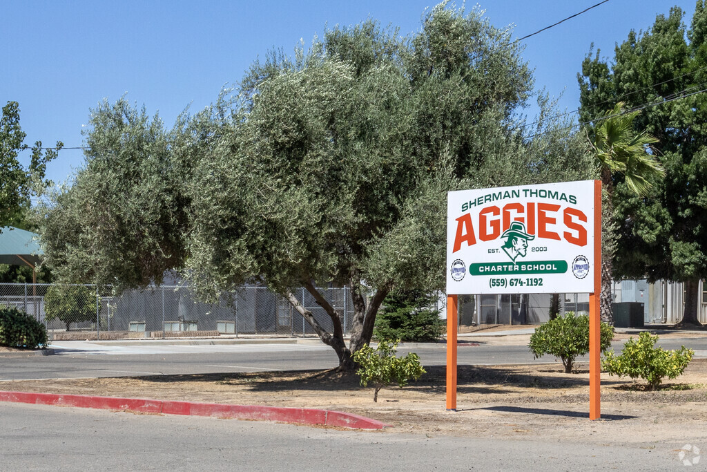 Welcome to Sherman Thomas Charter High School in Madera.