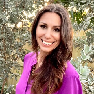 Elena Lynch