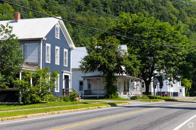 Sharon’s streets feature rows of homes with classic New England charm.