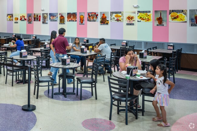 Residents in the area can go to Paleteria Neveria for some great desserts.