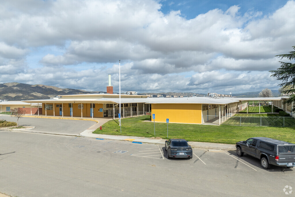 Cuyama Elementary School serves 100+ students from K-8th grade in the Cuyama area.