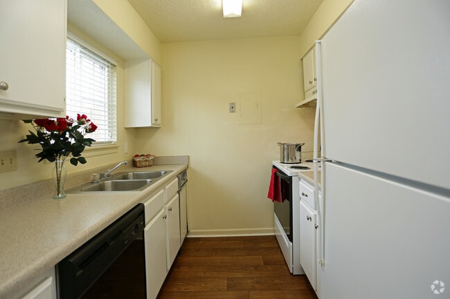 Shadowood, Anniston, AL 36207 - photo 3