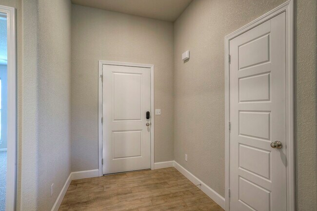 26571 W 83rd Terrace, Lenexa, KS 66227 - photo 7