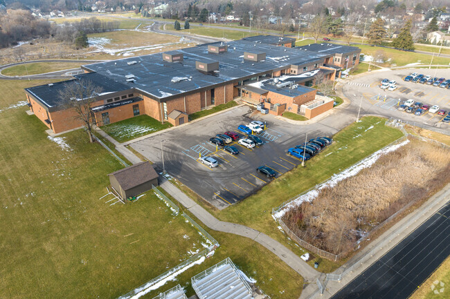 Waldon Middle School has an outstanding Niche rating of A-.