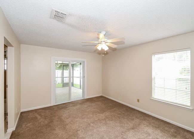 9591 Sugar Hollow Ln, Jacksonville, FL 32256 - photo 7