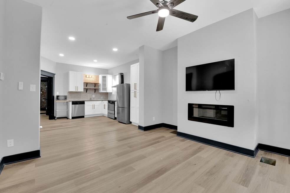 3608 Nebraska Ave, Saint Louis, MO 63118 - photo 1