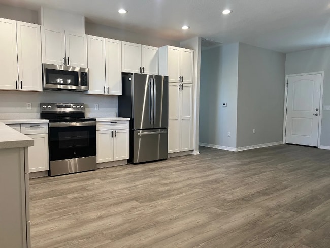 112 S Avenue B unit No.1, Yuma, AZ 85364 - photo 2