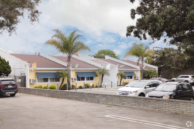 Hickory Tree School was the home to 179 students in Central Torrance, CA.