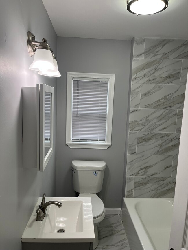 257 E Cliveden St unit 2, Philadelphia, PA 19119 - photo 5