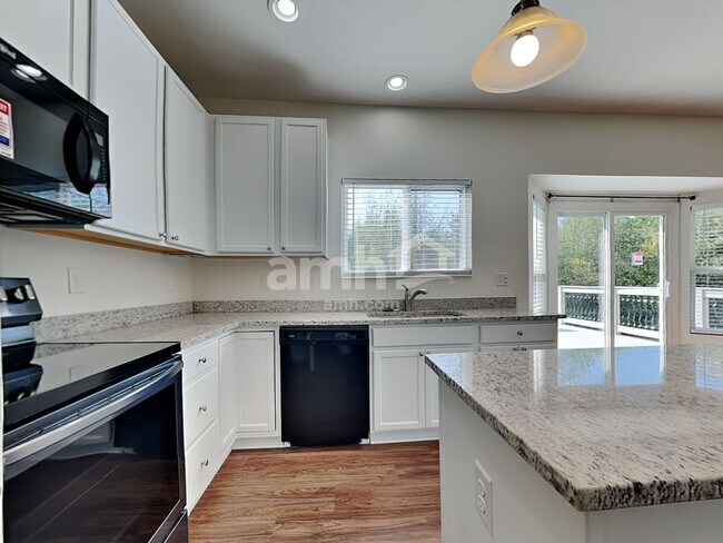 1067 Carrington Place, Maineville, OH 45039 - photo 4