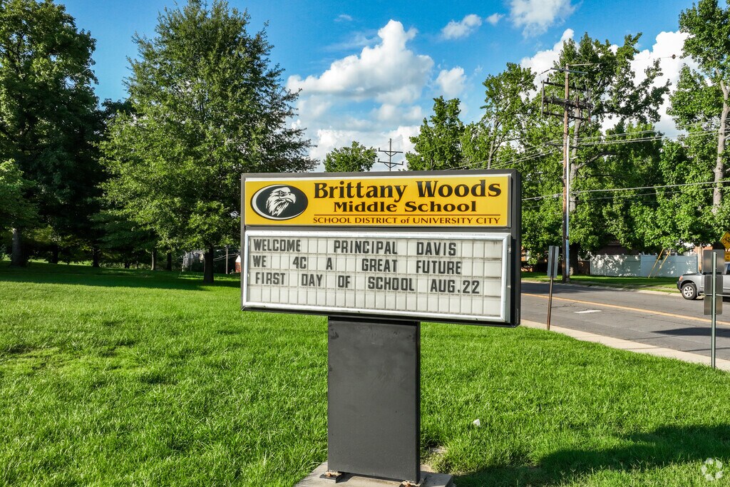 Brittany Woods Middle School, University City MO Rankings & Reviews
