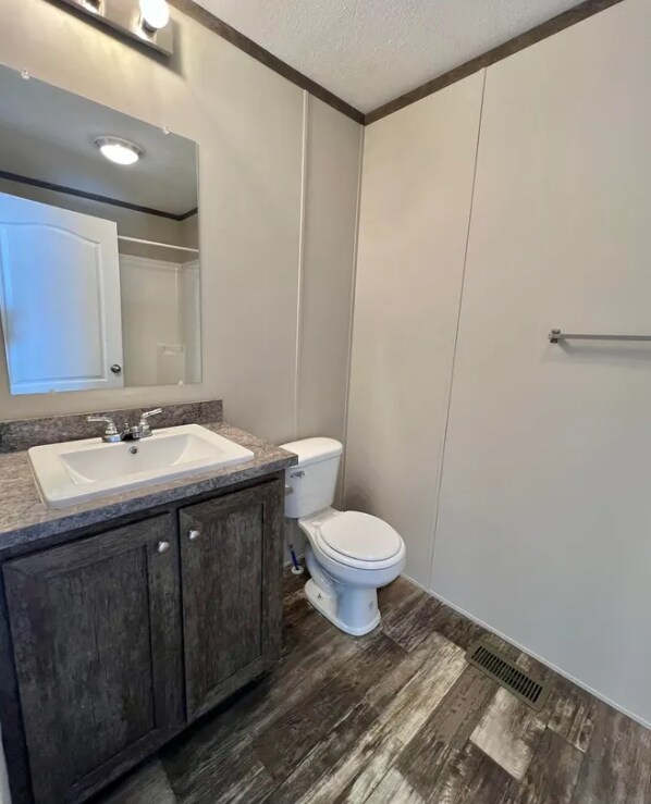 6580 N Hampshire Dr, Holly, MI 48442 - photo 7