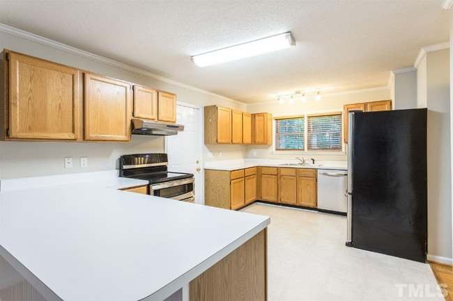 1215 Carpenter Fletcher Rd, Durham, NC 27713 - photo 5