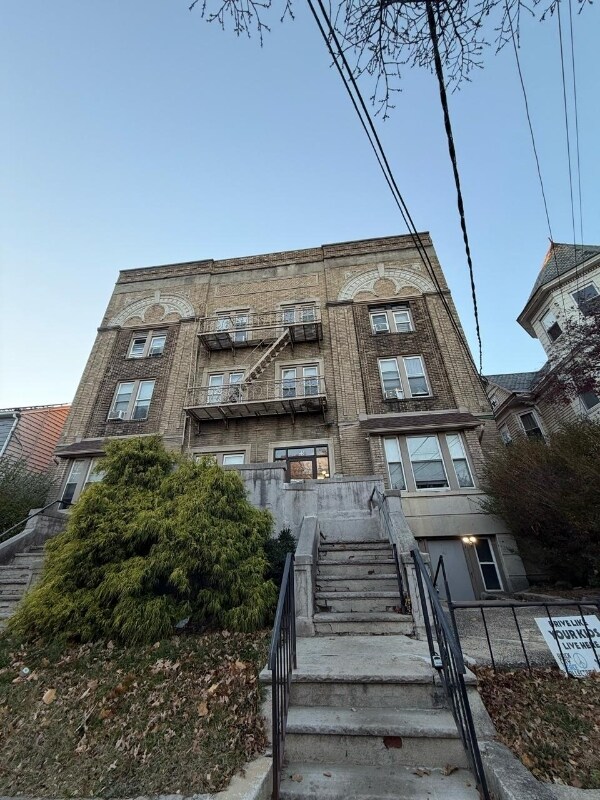 53 Osborne Terrace unit 1l, Newark, NJ 07108 - photo 4