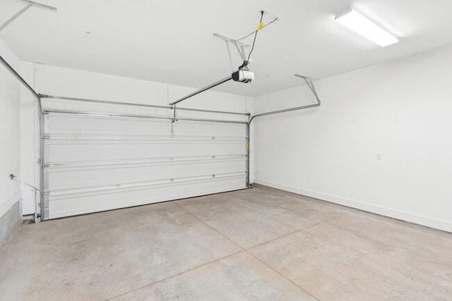 158 Redbud Rd, Canton, GA 30114 - photo 2