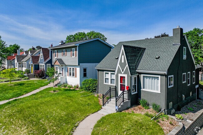 Beautifully landscaped and well-maintained homes are a hallmark of the Hale neighborhood.