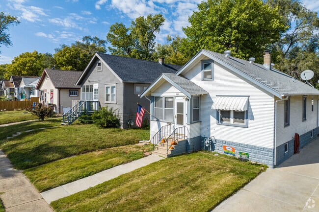 Fontenelle View cottages feature early 1900s charm and timeless design.