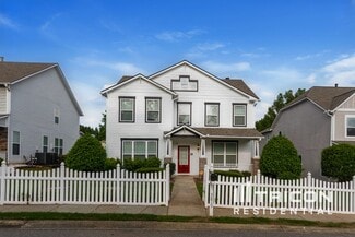 3819 Stagecoach Ln, Cumming, GA 30040